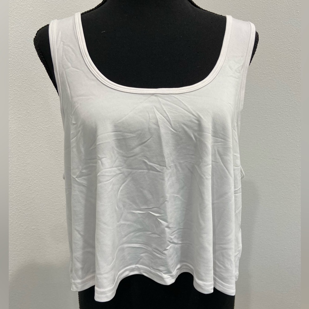 Fabletics cropped white tank